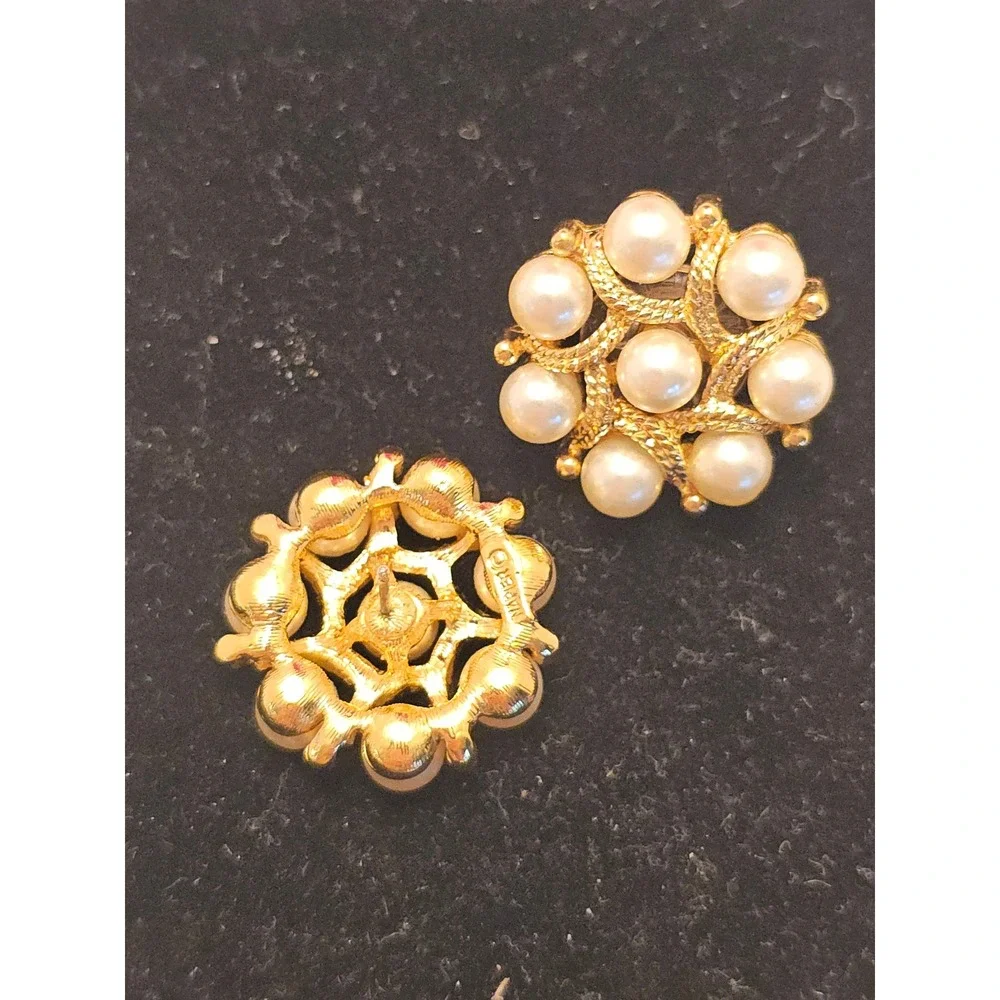 Napier Vintage Gold Tone Faux Pearl Wreath Stud Earrings Classic Textured Post